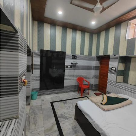 Bhagat Ji Guest House Ayodhya Esterno foto